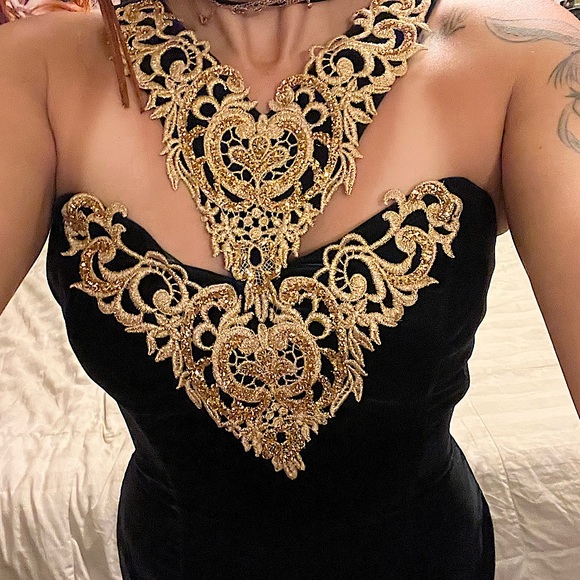 Sexy! Vintage  Velvet LA Glow Gown - Picture 5 of 13